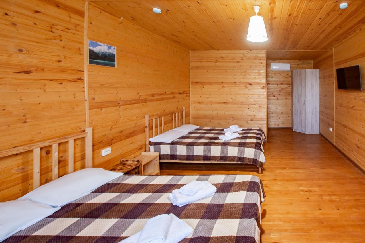 Gloriya Hotel Lidzava Buitenkant foto