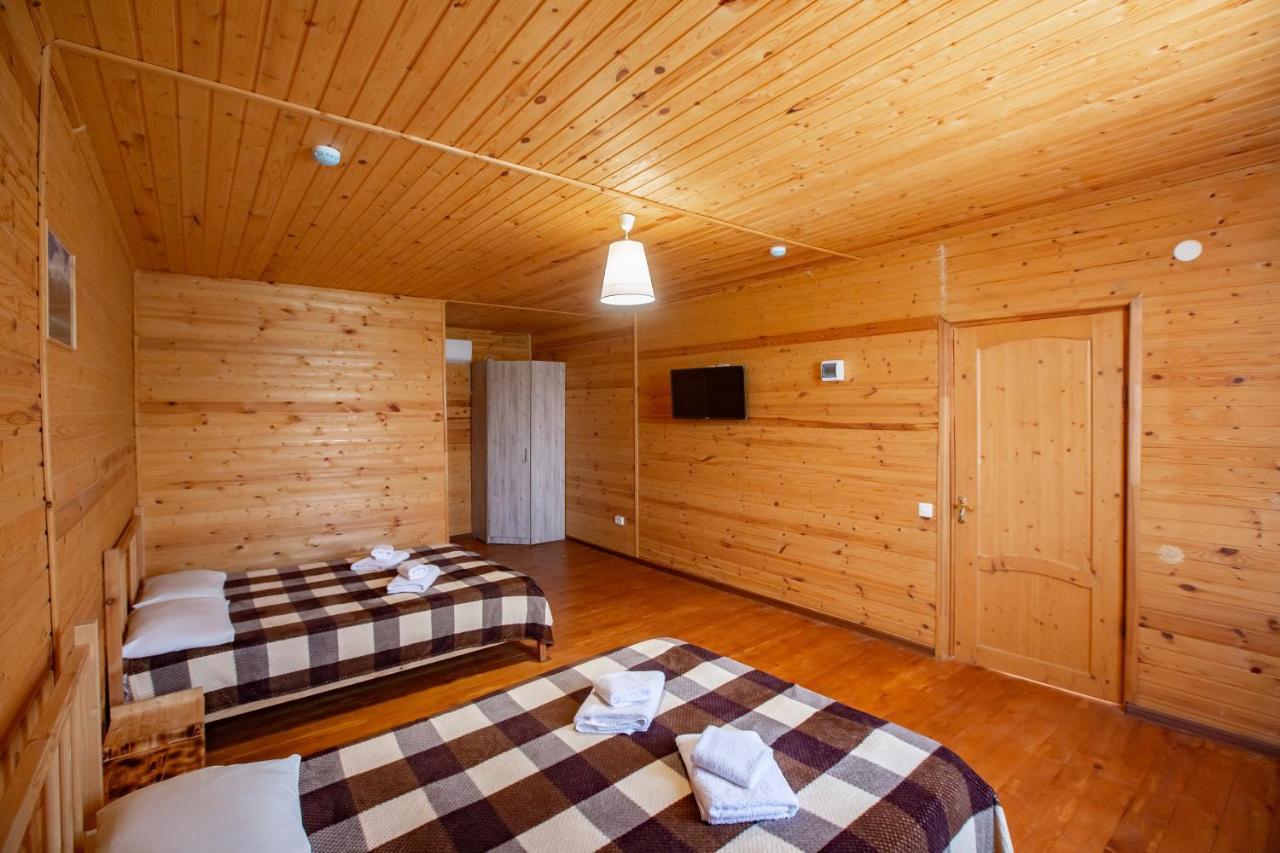 Gloriya Hotel Lidzava Buitenkant foto