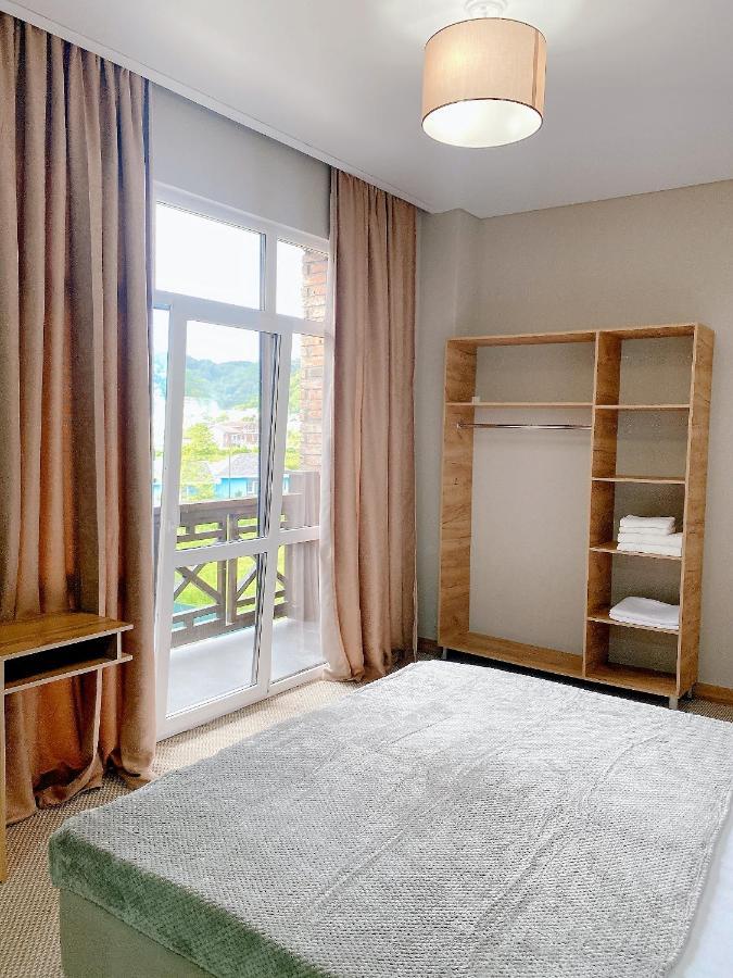 Gloriya Hotel Lidzava Buitenkant foto